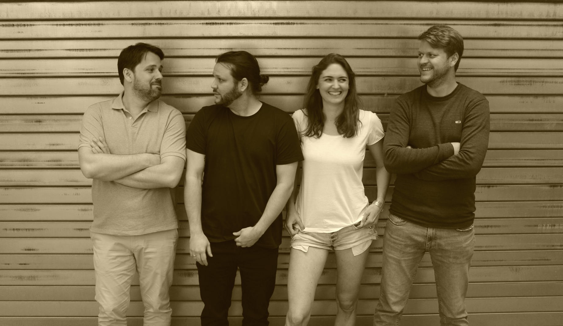 medinius_team_bw